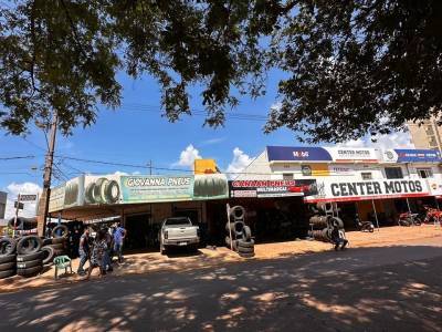 En venda, im&oacute;vel comercial com 8 sal&otilde;es,  de pedro juan caballero, amambay