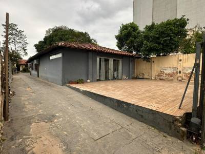 Vendo casa en barrio herrera