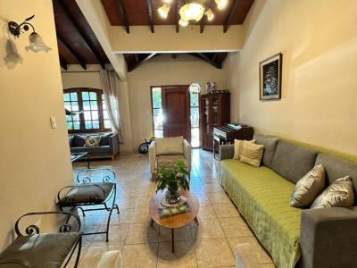 Alquilo casa para oficina o vivienda detras del sh. multiplaza  casa en alquiler